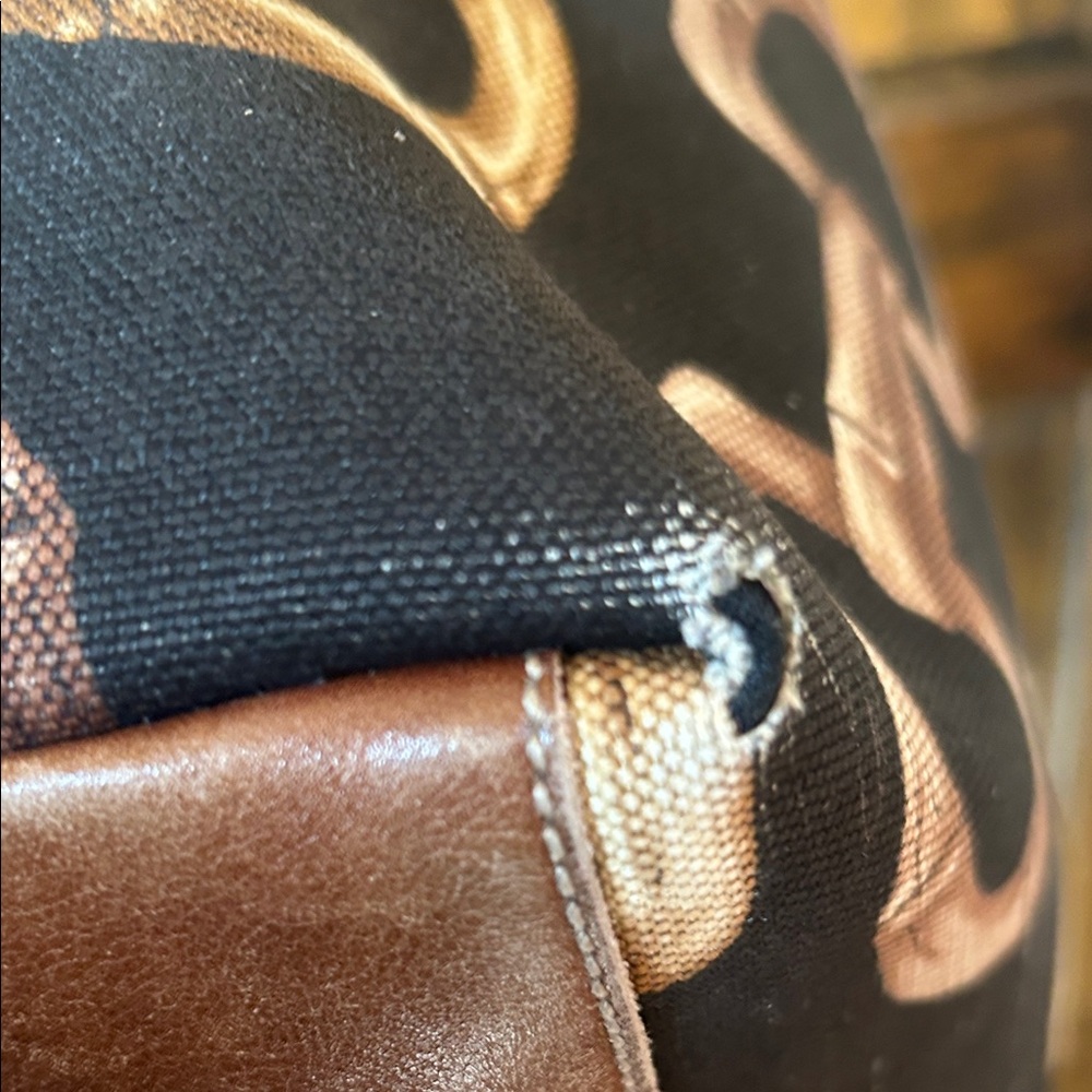 Gucci Black and Brown Tote Bag - Picture 9 of 16